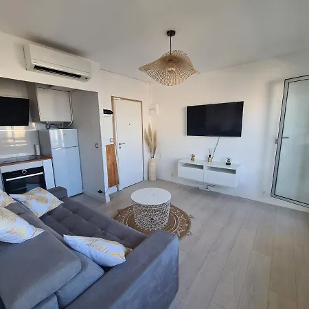 Appartement Lumineux Avec Vue Sur Mer A 50 M De La Plage Et Du Centre La Grande-Motte Exterior photo